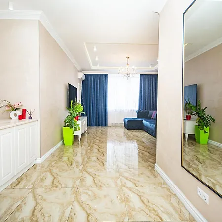 Luxury For Business & Pleasure Royal 3 Апартаменты *